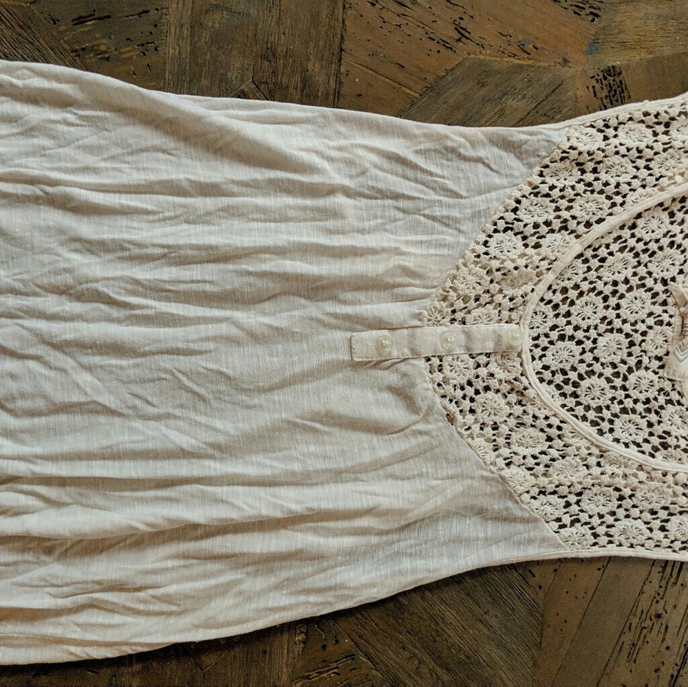 White lace tank